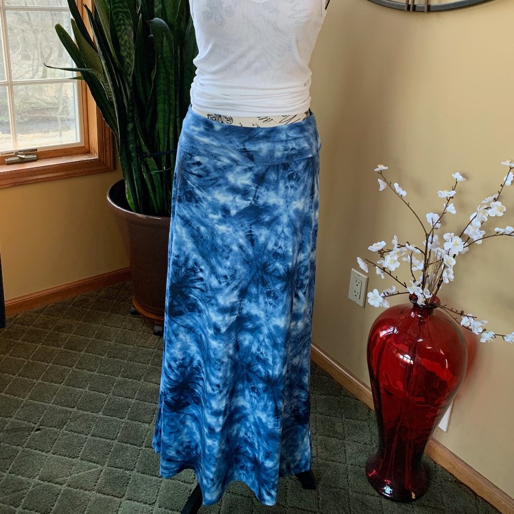 High Wasited Maxi Skirt